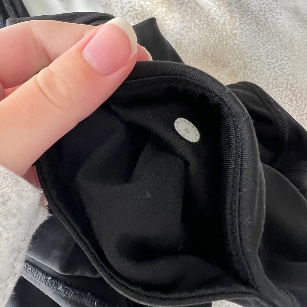 Lululemon leggings - Picture 5 of 5